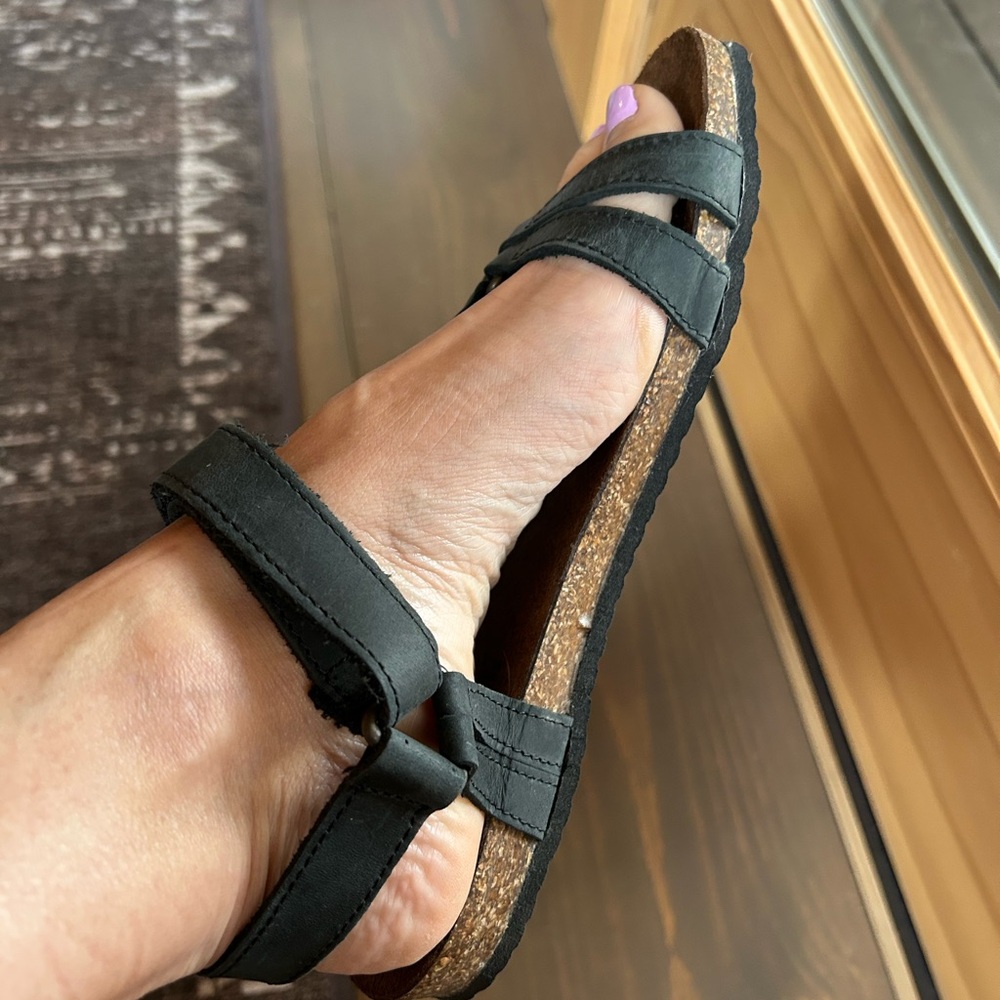 Sundance Black Leather Sandals Made in Italy
